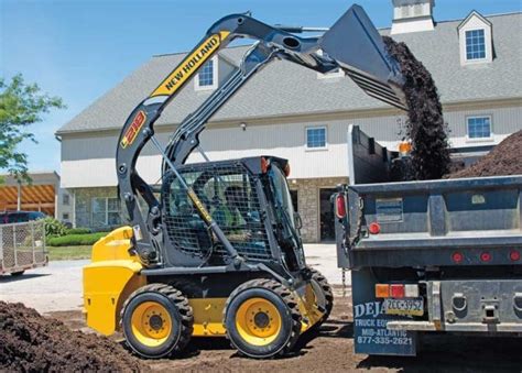 how many hours on a skid steer are considered high|5000 hour skid steer.